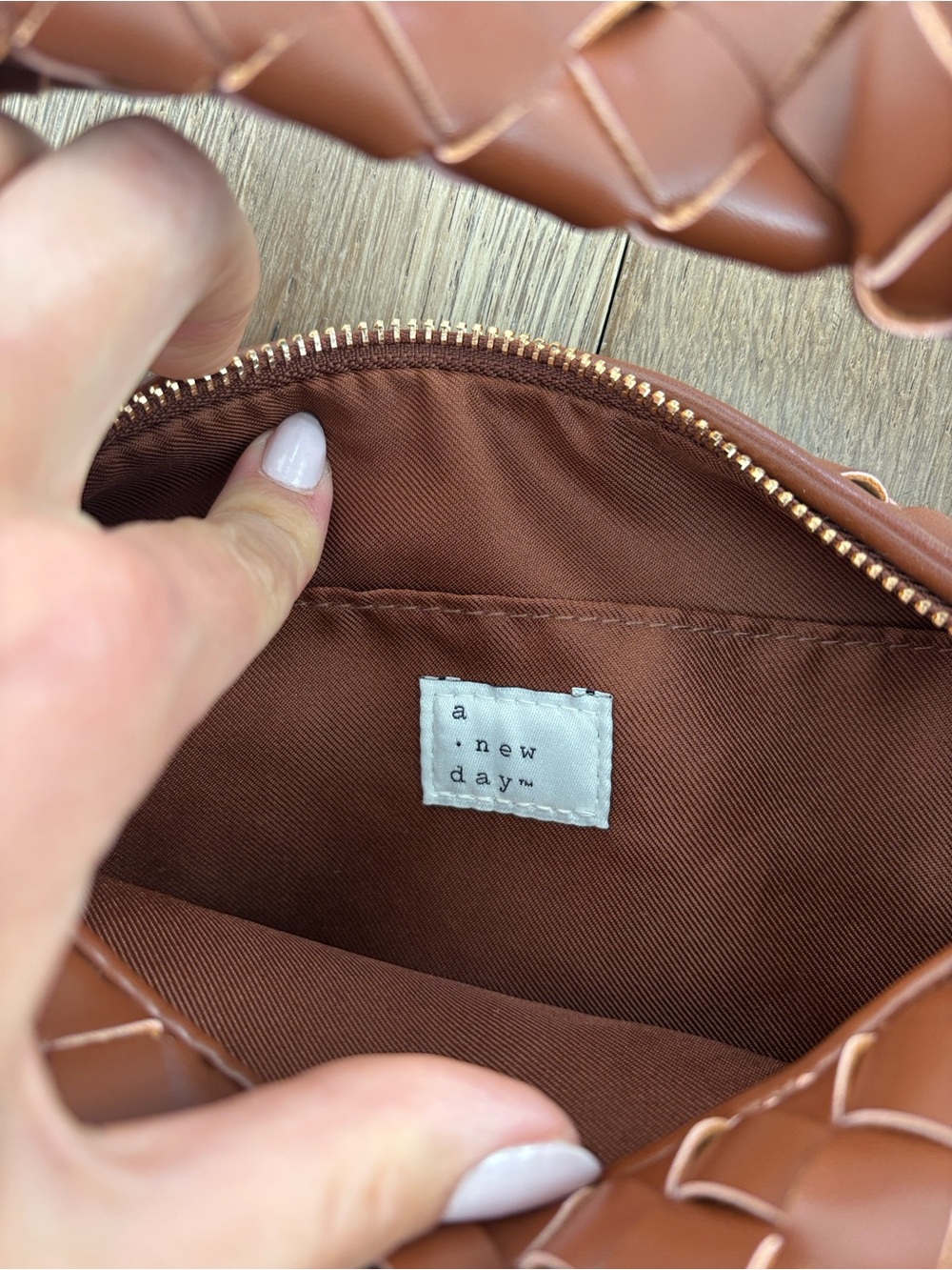 Target Braided Shoulder Hobo Bag in Chestnut Brown - Picture 2 of 4